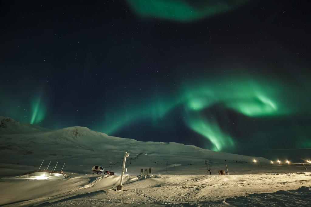 Hotel Kjarnalundur- Aurora Dream - Lodges And Rooms Akureyri Esterno foto
