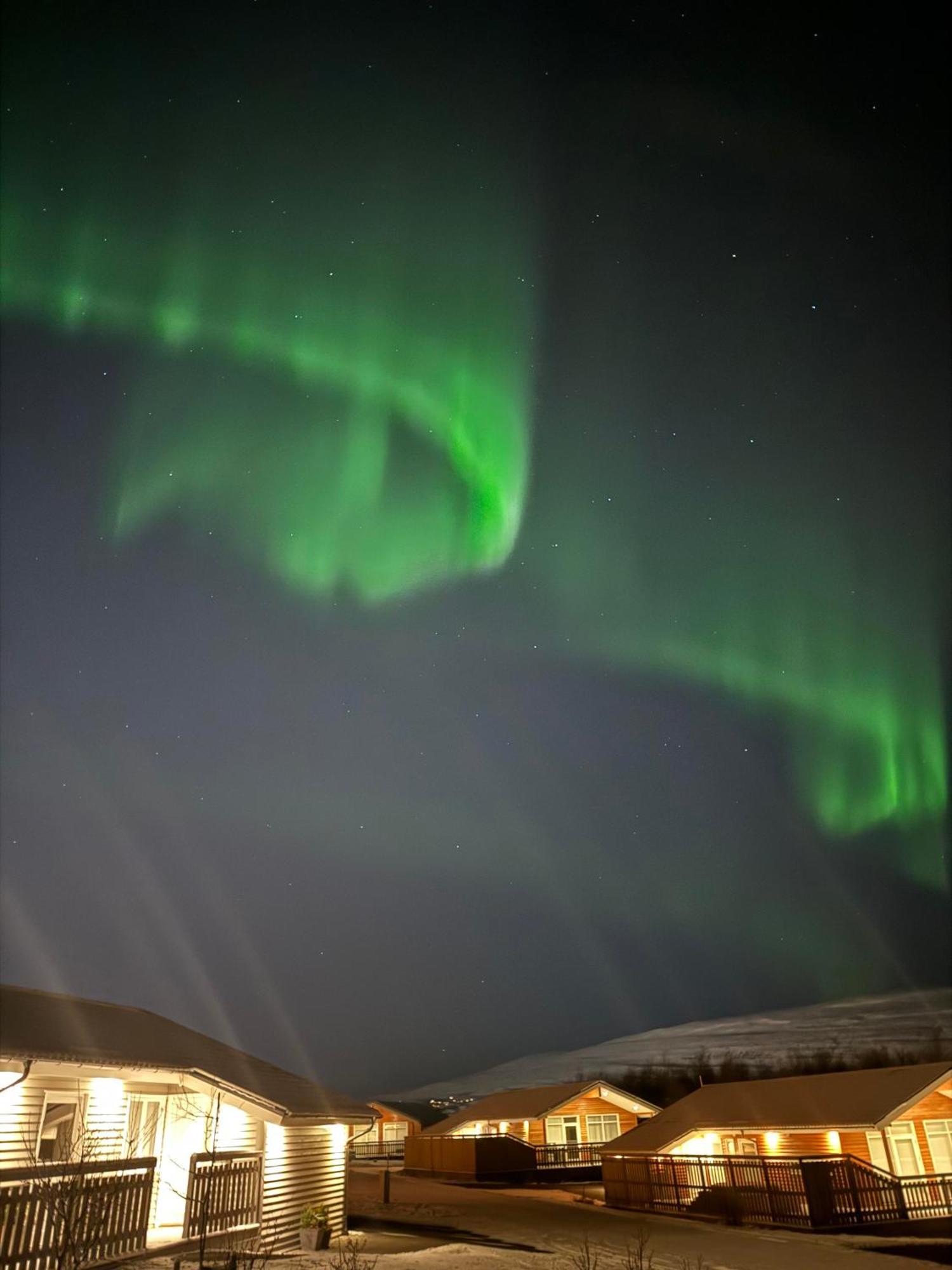 Hotel Kjarnalundur- Aurora Dream - Lodges And Rooms Akureyri Esterno foto